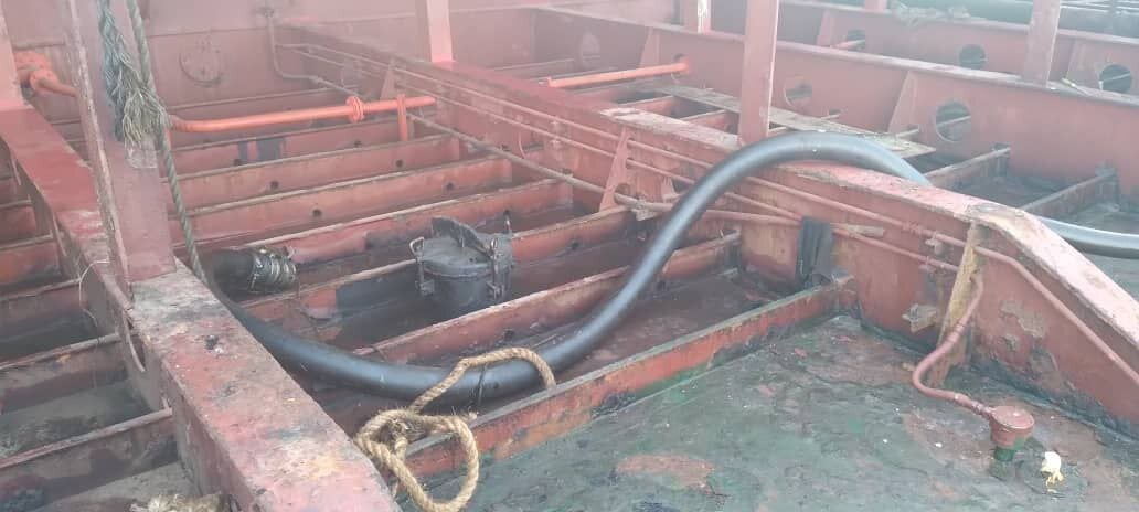 تصاویری از داخل نفتکش توقیف شده با ۶ میلیون لیتر سوخت قاچاق