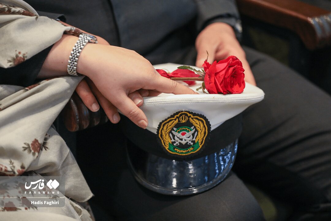 وقتی شانه تازه دامادهای ارتشی تکیه گاه همسرانشان می شود | تصاویر