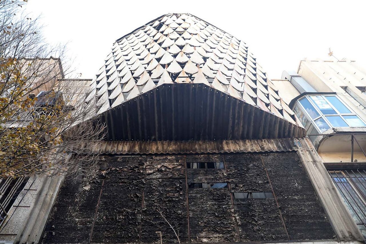 آتش سوزی سینمای قدیمی خیابان لاله زار | تصاویر