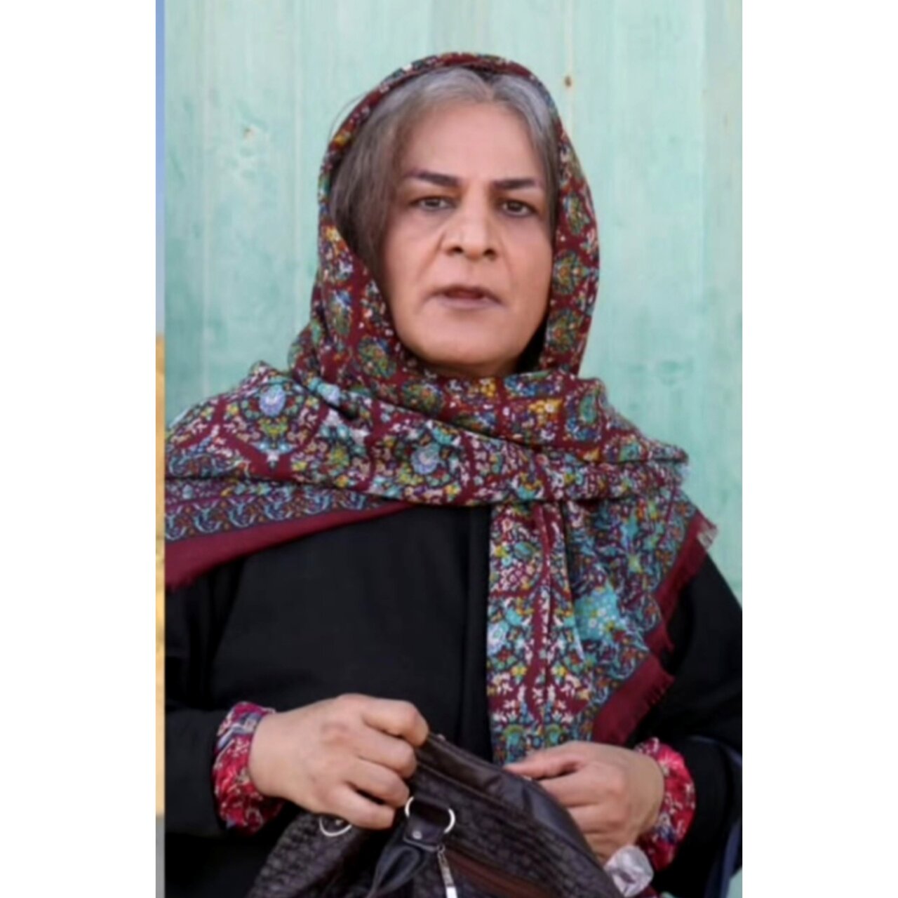 گریم عجیب و زنانه «سیاوش چراغیپور» در فیلم سینمایی «قرمز یواش» | تصاویر