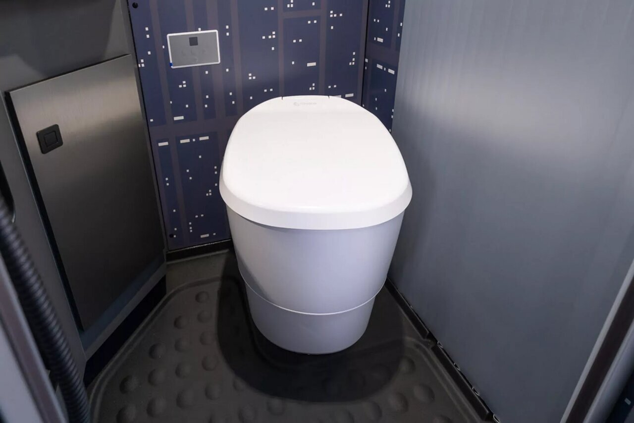 خانه متحرک ۲۰ میلیاردی به سبک جنگ ستارگان؛ ببینید + عکس