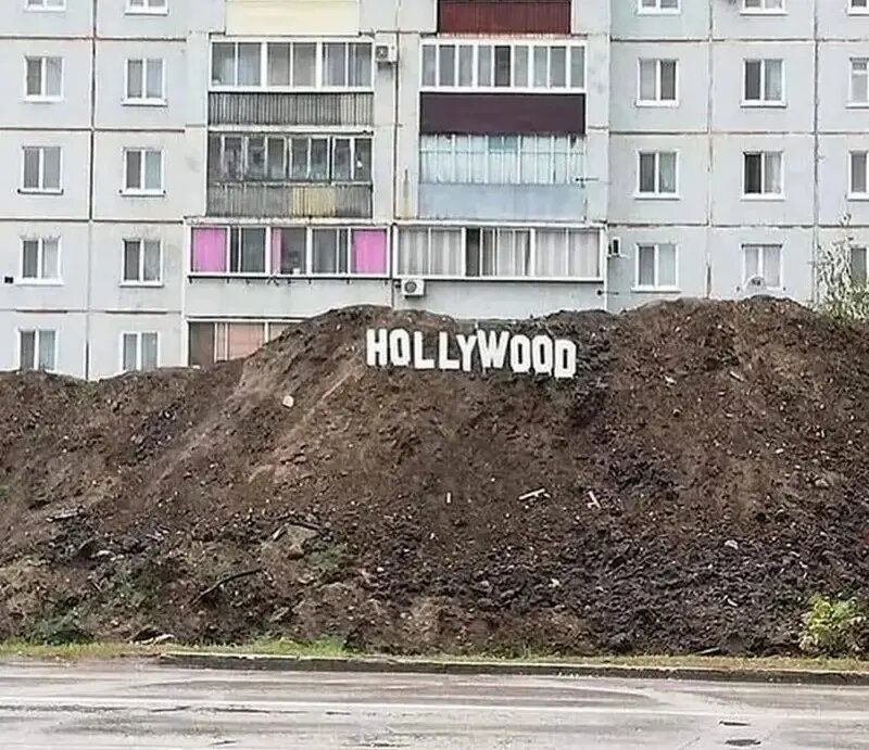 آثار هنری بامزه در خیابانهای جهان؛ از گدایی مرد نامرئی تا پارکینگ تمساح | عکس