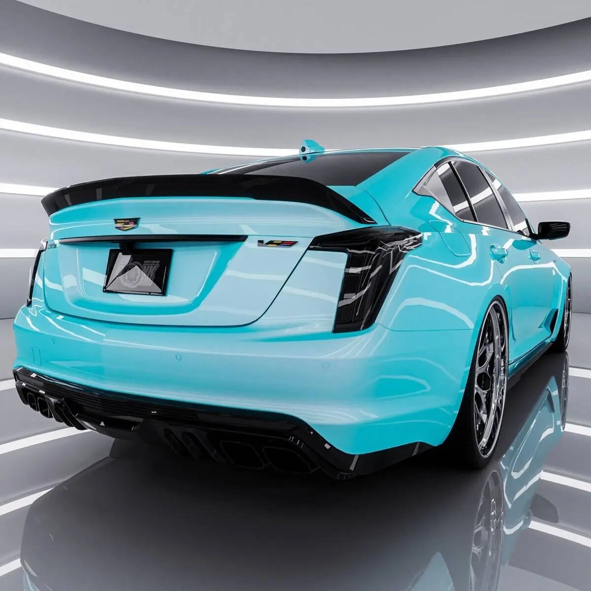 کادیلاک CT۵-V بلک‌وینگ با رنگ خیره کننده یخ قطبی متالیک | تصاویر