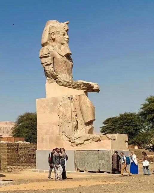 از تمثال‌های عظیم فرعون مشهور رونمایی شد | ویدئو و عکس