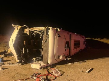 جزئیات حادثه مرگبار اتوبوس مسافری در اصفهان | اتوبوس وارد لاین مخالف شد و...