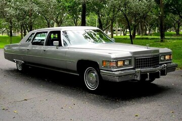 تصاویر کشیده‌ترین خودرو جهان با ۶٫۵ متر طول! | داخل کابین هیولای آمریکایی را ببینید