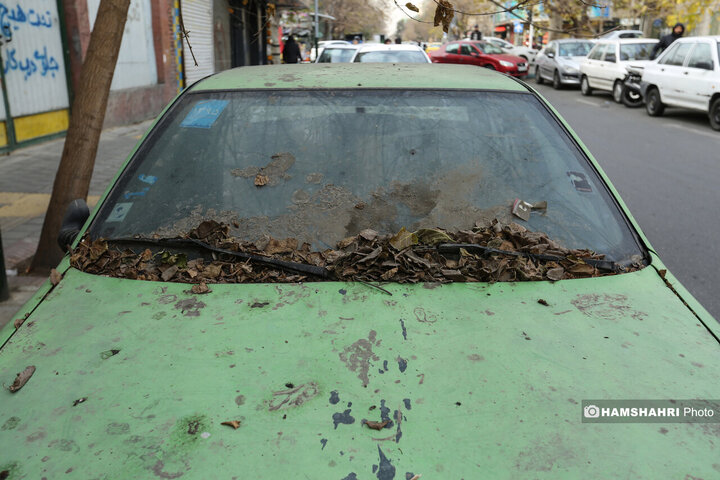 طرح جمع‌آوری خودروهای رها شده در معابر شهری تهران آغاز شد