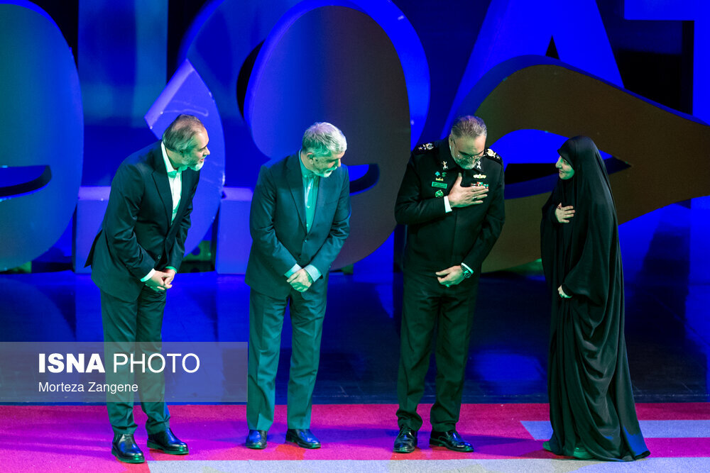 زینب سلیمانی در کنار فرزاد حسنی در یک رویداد سینمایی | تصاویر