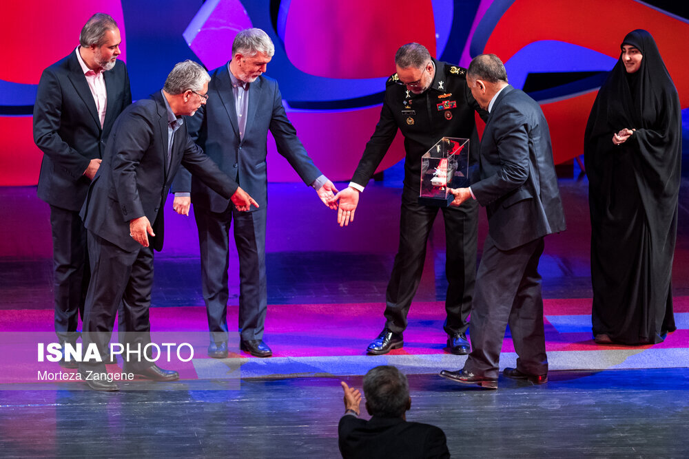 زینب سلیمانی در کنار فرزاد حسنی در یک رویداد سینمایی | تصاویر