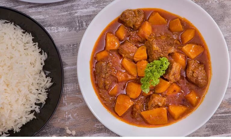 خورشت «به» با ماهیچه ؛ عطر پاییز روی سفره شب یلدا