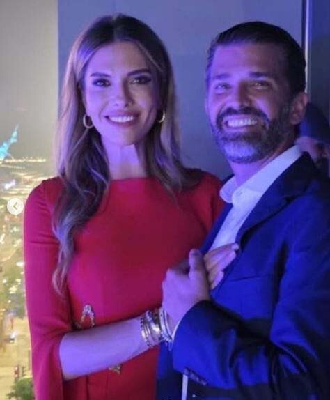 عروس جدید خانواده ترامپ معرفی شد+ تصاویر | از ضیافت ولیعهد سعودی تا نامزدی