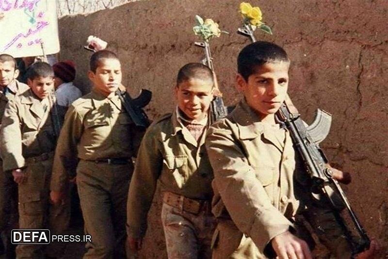 این مدرسه شهیدستان است | دبیرستانی در کرج که ١٤٦ شهید دانشآموز دارد