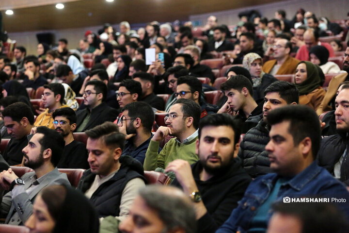 آیین تجلیل از افتخار آفرینان علمی کشور