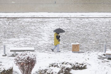 شدت بارش برف در اصفهان را ببینید + عکس