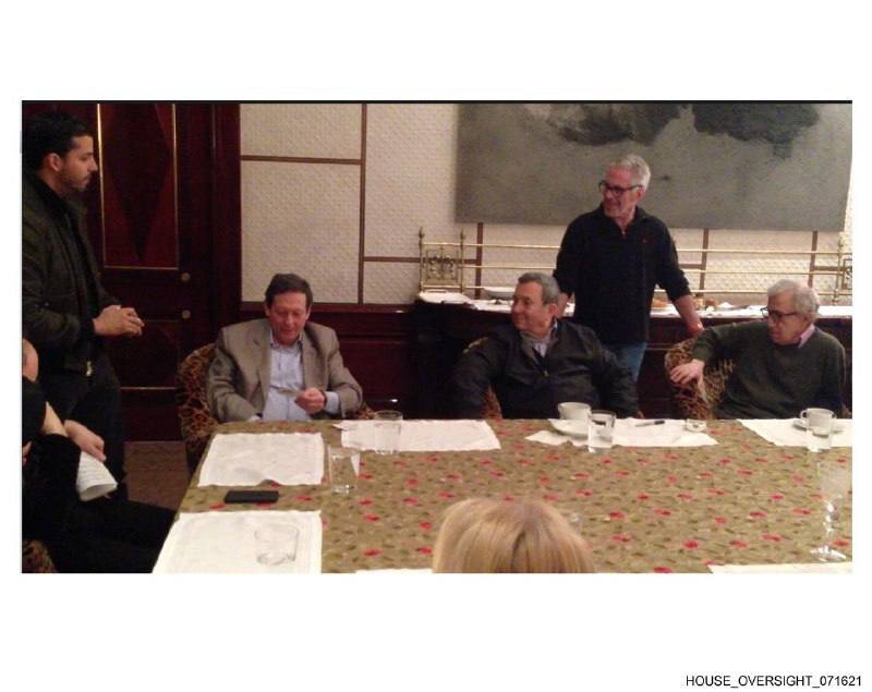 تصویر جدید کارگردان مشهور در کنار دلال جنسی‌ | یک مقام سایق دولتی هم در عکس دیده می‌شود