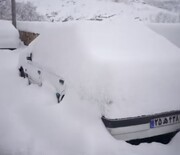 خودروها در یک نقطه کشور زیر برف ناپدید شدند