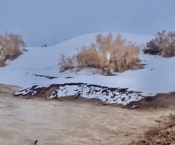 غوغای برف و سیلاب همزمان در این نقطه از ایران؛ کمیاب‌ترین پدیده بارش‌ها در کشور اتفاق افتاد