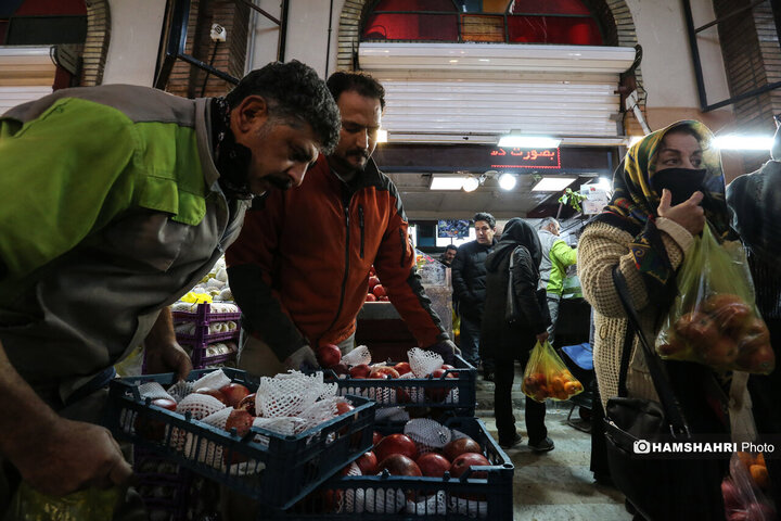 بازار میوه و تره بار جلال آل احمد در آستانه شب یلدا