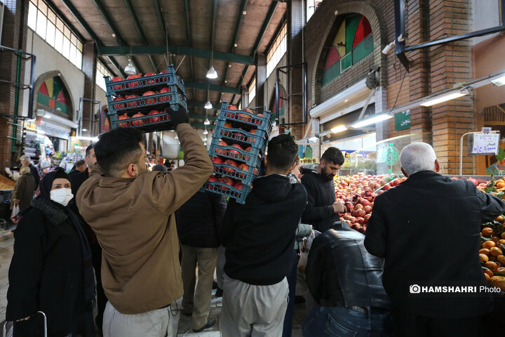 بازار میوه و تره بار جلال آل احمد در آستانه شب یلدا