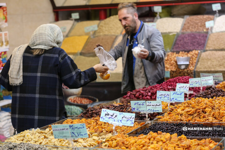 بازار میوه و تره بار جلال آل احمد در آستانه شب یلدا