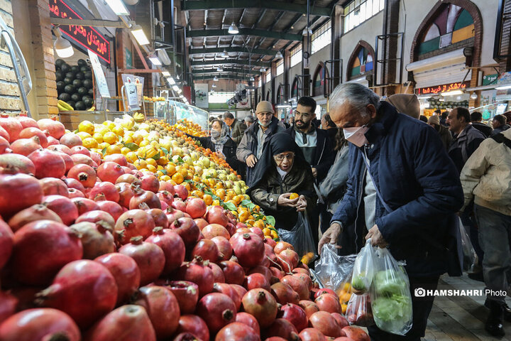 بازار میوه و تره بار جلال آل احمد در آستانه شب یلدا