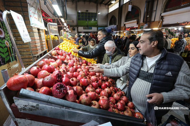 بازار میوه و تره بار جلال آل احمد در آستانه شب یلدا