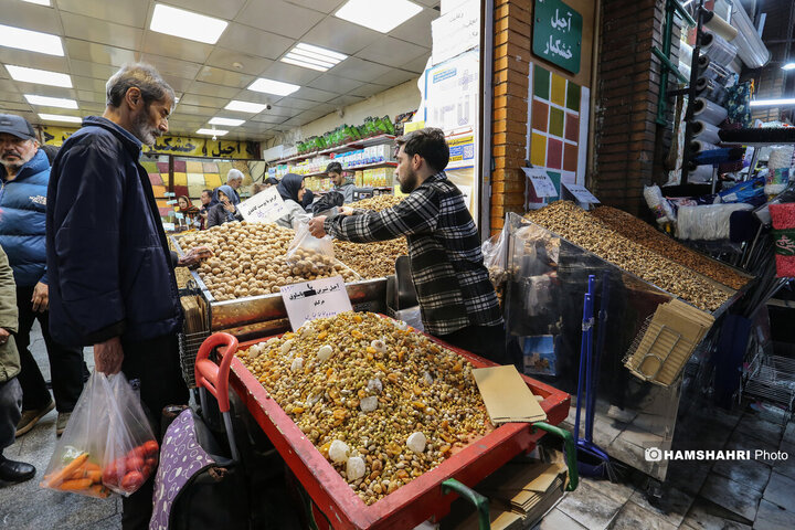 بازار میوه و تره بار جلال آل احمد در آستانه شب یلدا