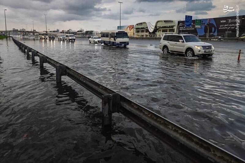 دبی غرق در آب؛ خیابانها مسدود شدند | تصاویر