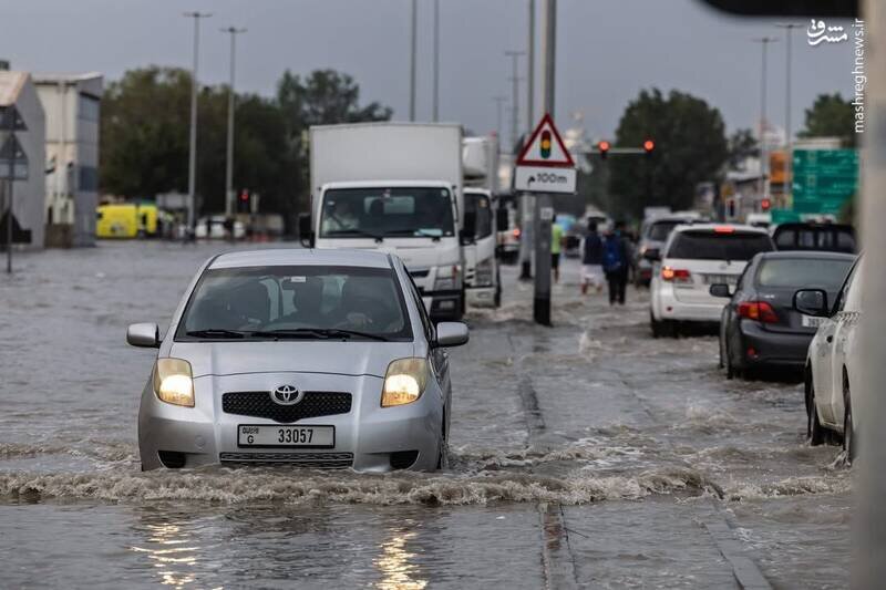 دبی غرق در آب؛ خیابانها مسدود شدند | تصاویر