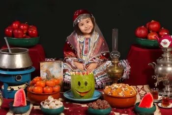 چرا هندوانه و انار نماد شب یلدا شدند؟ | افسانهها و روایتهای کهن که این دو میوه را جاودانه کردند