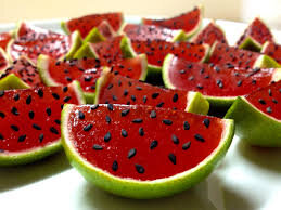 تنقلات شب یلدا و حکمت حضورشان روی سفره | زمستان را با دل قوی شروع کن