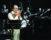 از اجرای نوستالژیک کلاسیک دهه۶۰ تا اجرای بداهه پیانو روی صحنه می رود