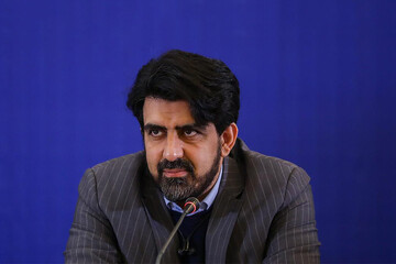 کاش بررسی شود که مدرک‌ شهردار را کجای دنیا بررسی می‌کنند؟ + ویدئو