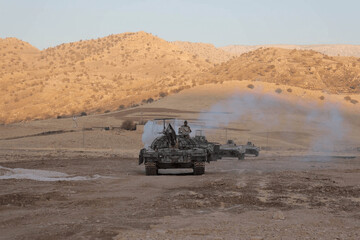 قفس حفاظتی در تجهیزات یگان زرهی ارتش | ببینید