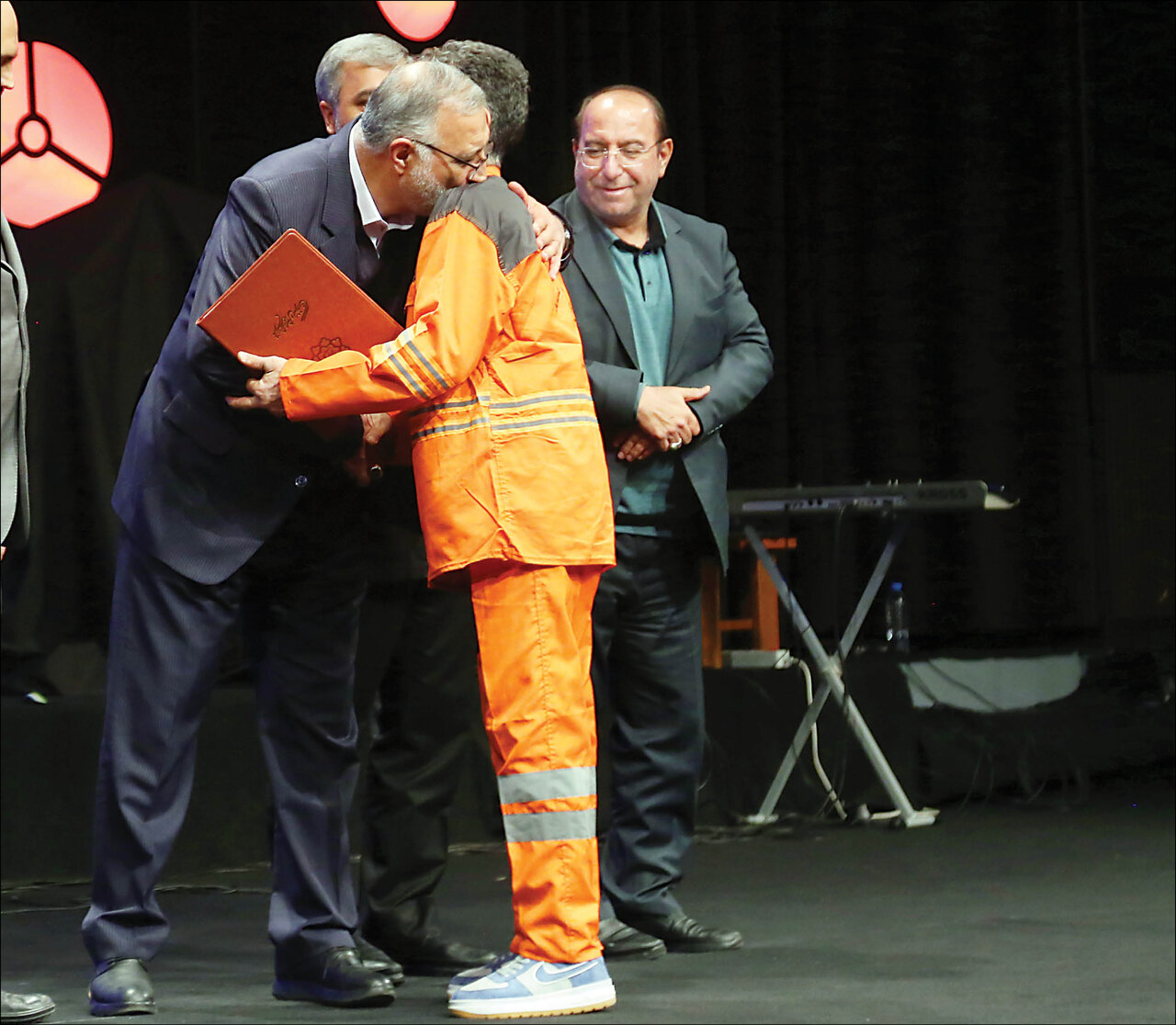 یلدای پاکبانان