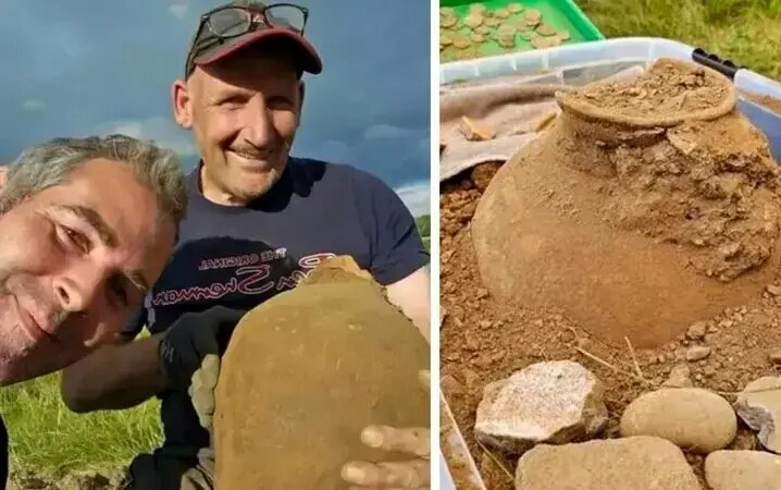پیدا شدن بزرگترین گنج ولز؛ دو کوزه پر از سکّههای روم باستان | عکس