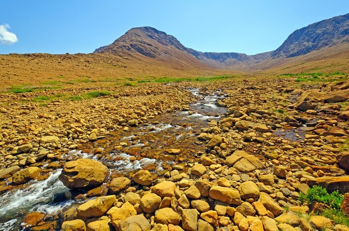 معمای جزیرهای که از اعماق اقیانوس به بیرون پرتاب شد!