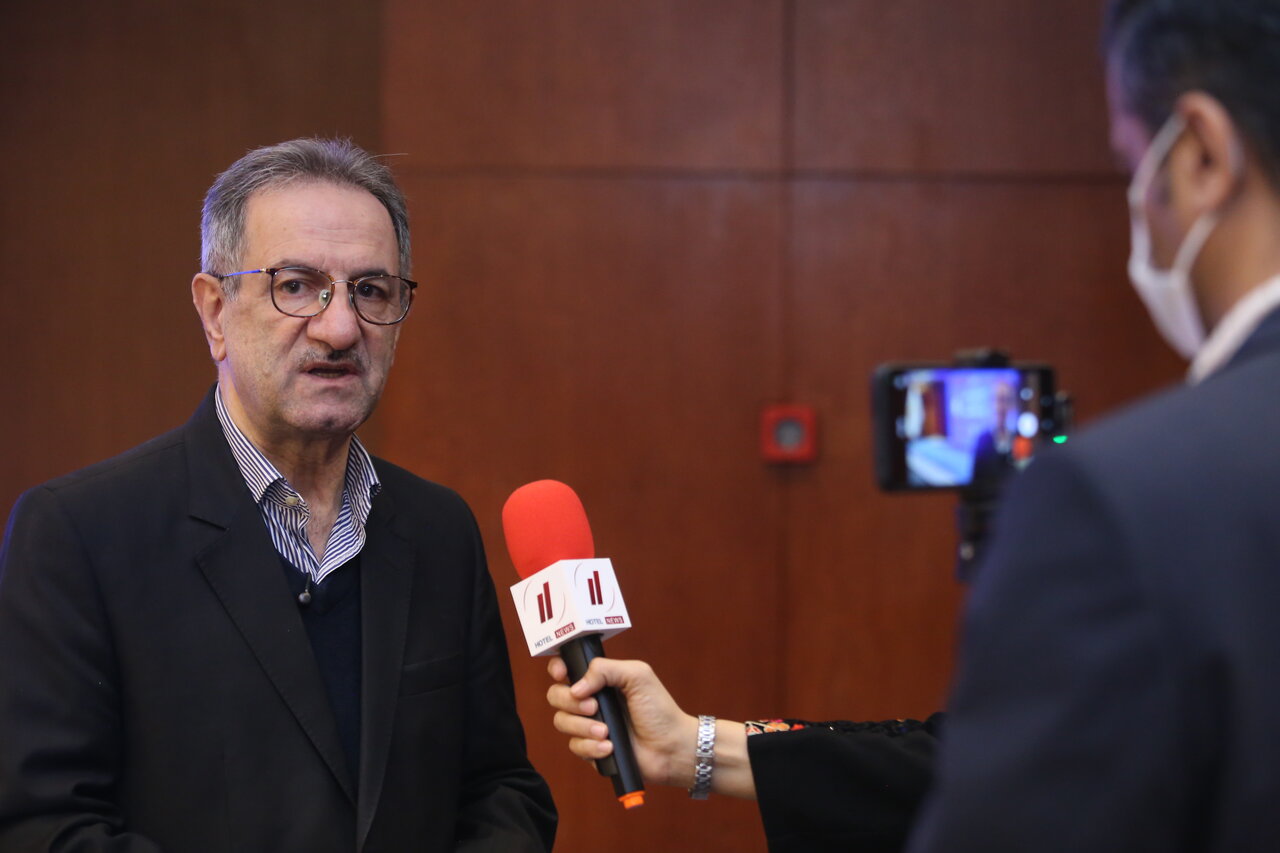 آخرین آمار گردشگری خارجی ایران به روایت وزیر | چالش جامعه هتلداران و وزیر بر سر یک اساسنامه | معافیت مالیاتی هفته آینده تعیین تکلیف می شود