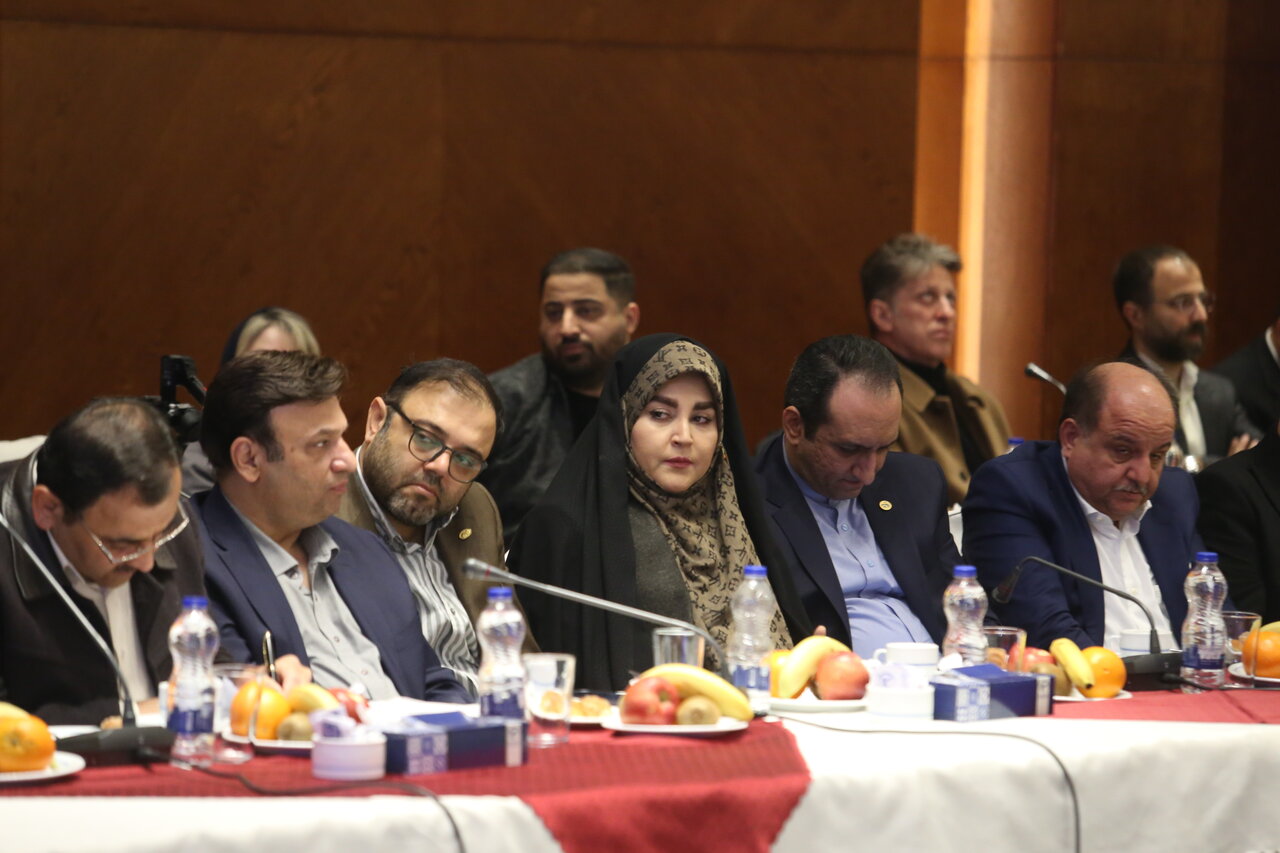 آخرین آمار گردشگری خارجی ایران به روایت وزیر | چالش جامعه هتل‌داران و وزیر بر سر یک اساسنامه | معافیت مالیاتی هفته آینده تعیین تکلیف می شود