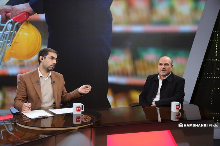 میزگرد اقصادی با موضوع دستمزد کارگران و کارگران