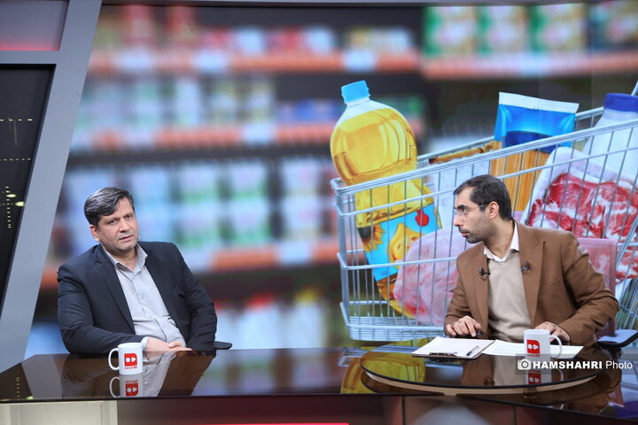 میزگرد اقصادی با موضوع دستمزد کارگران و کارگران