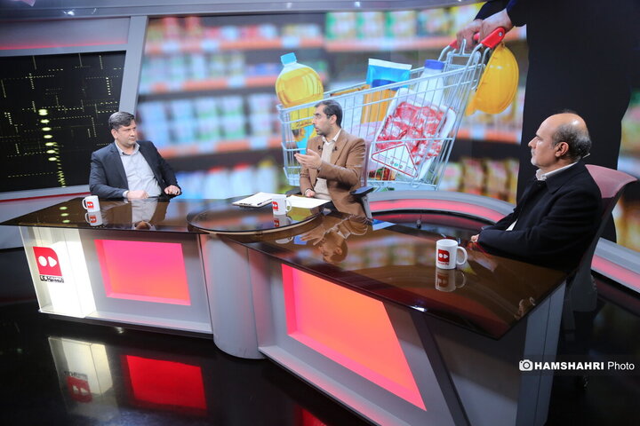 میزگرد اقصادی با موضوع دستمزد کارگران و کارگران