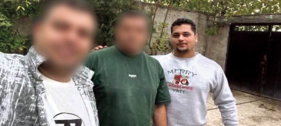 این قاتل فراری را شناسایی کنید و تحویل پلیس دهید | خوشگذرانی‌های عامل جنایت مسلحانه در شمال + عکس