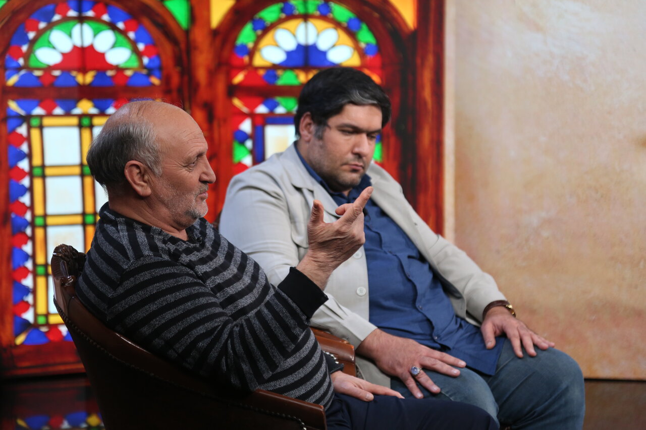 حاجی‌ فیروز  در جبهه‌ چه می‌کرد؟