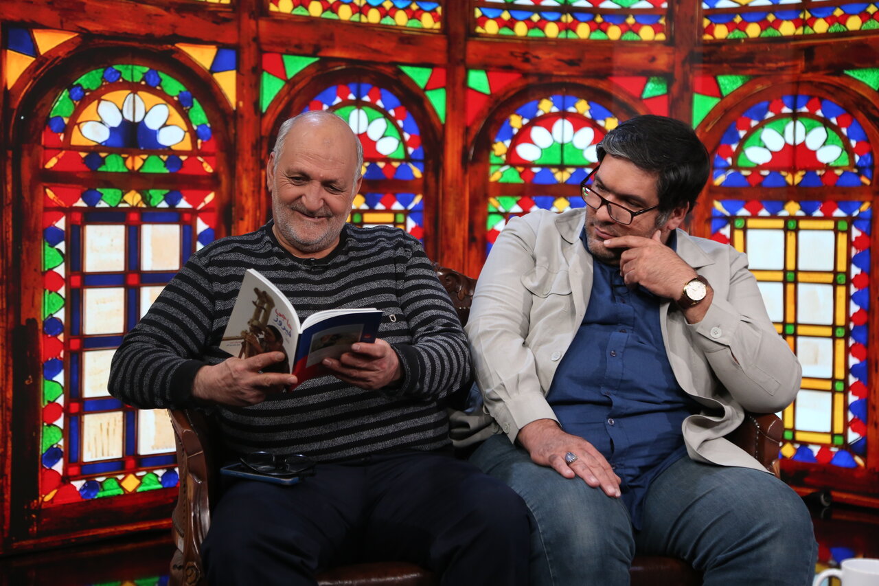 حاجی‌ فیروز  در جبهه‌ چه می‌کرد؟