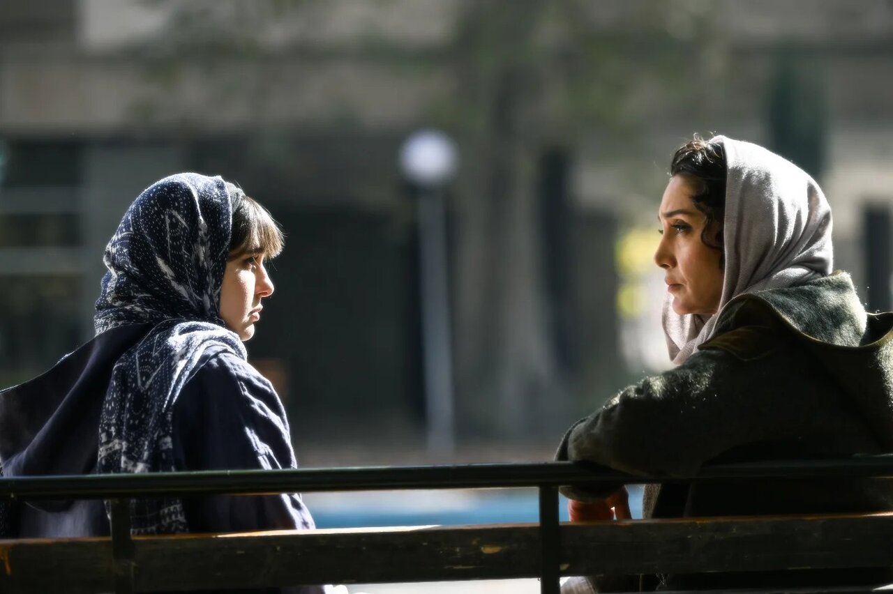 چهره هدیه تهرانی ۵۳ ساله در یک سریال جدید | ببینید