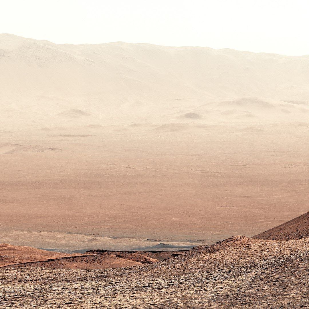 تصاویر تازه و واضح از سطح مریخ؛ جزئیات بیسابقه از زمینشناسی سیاره سرخ را ببینید | تصاویر