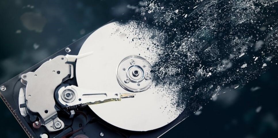 خداحافظی با هارددیسک‌ها و فلش مموری‌های بی‌مصرف | وقتی بدن انسان به هارددیسک تبدیل می‌شود