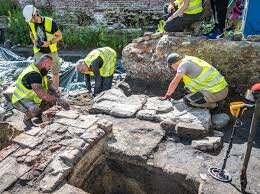 کشف حیرتانگیز باستانشناسان | شوالیهای که با شمشیرش به دنیای مدرن بازگشت!