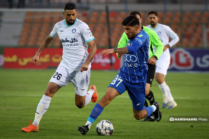 تصاویر بازی استقلال ۰-۱ گل‌گهر